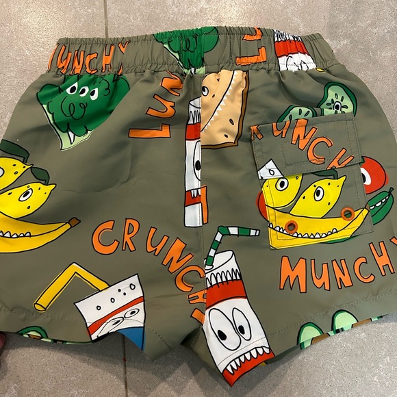 Stella McCartney boys brand new bathing suit, size 2 - Picture 2 of 4